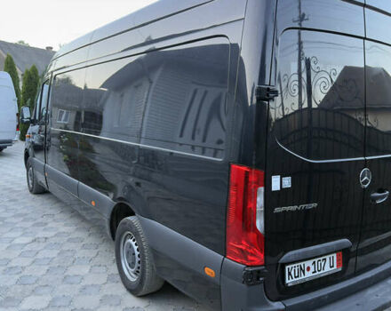 Чорний Мерседес Sprinter, об'ємом двигуна 0 л та пробігом 170 тис. км за 30124 $, фото 7 на Automoto.ua