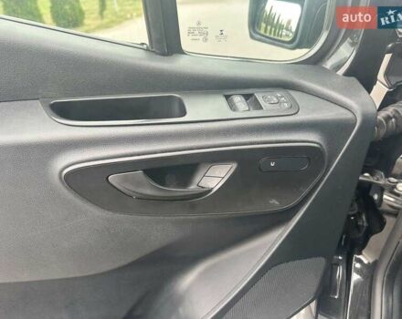 Черный Мерседес Sprinter, объемом двигателя 2.99 л и пробегом 517 тыс. км за 29990 $, фото 14 на Automoto.ua