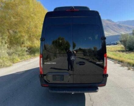 Черный Мерседес Sprinter, объемом двигателя 3 л и пробегом 34 тыс. км за 13500 $, фото 5 на Automoto.ua