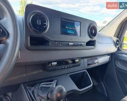 Черный Мерседес Sprinter, объемом двигателя 2.2 л и пробегом 278 тыс. км за 24700 $, фото 14 на Automoto.ua