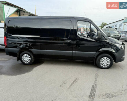 Черный Мерседес Sprinter, объемом двигателя 2.2 л и пробегом 349 тыс. км за 28900 $, фото 6 на Automoto.ua