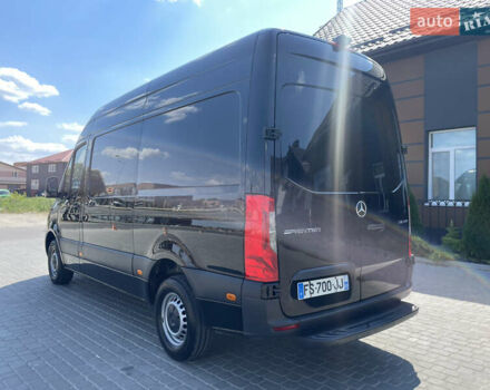 Черный Мерседес Sprinter, объемом двигателя 2.2 л и пробегом 207 тыс. км за 22000 $, фото 7 на Automoto.ua