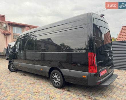 Черный Мерседес Sprinter, объемом двигателя 0 л и пробегом 257 тыс. км за 30550 $, фото 15 на Automoto.ua