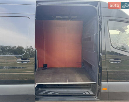 Чорний Мерседес Sprinter, об'ємом двигуна 2 л та пробігом 223 тис. км за 31800 $, фото 20 на Automoto.ua