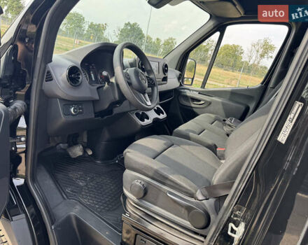 Чорний Мерседес Sprinter, об'ємом двигуна 2 л та пробігом 223 тис. км за 31800 $, фото 62 на Automoto.ua