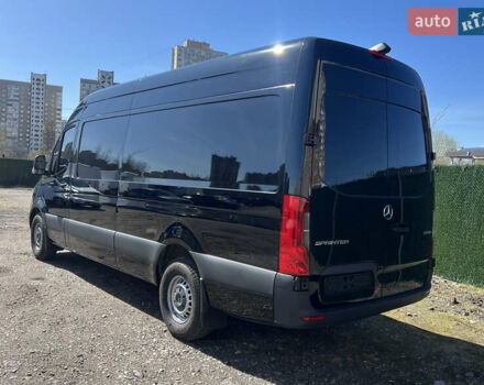Черный Мерседес Sprinter, объемом двигателя 3 л и пробегом 130 тыс. км за 43500 $, фото 4 на Automoto.ua