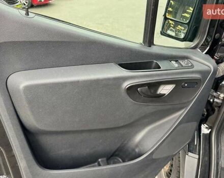 Чорний Мерседес Sprinter, об'ємом двигуна 2.99 л та пробігом 118 тис. км за 49500 $, фото 7 на Automoto.ua
