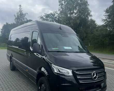 Черный Мерседес Sprinter, объемом двигателя 2.99 л и пробегом 78 тыс. км за 73157 $, фото 3 на Automoto.ua