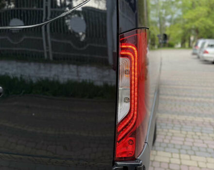 Чорний Мерседес Sprinter, об'ємом двигуна 3 л та пробігом 187 тис. км за 59354 $, фото 23 на Automoto.ua