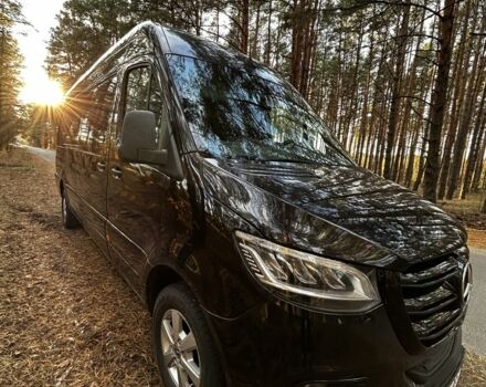 Черный Мерседес Sprinter, объемом двигателя 2 л и пробегом 280 тыс. км за 35000 $, фото 3 на Automoto.ua