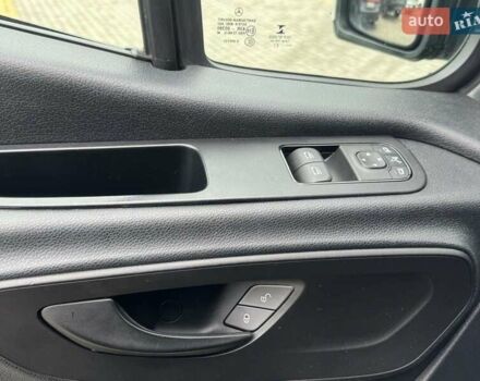 Черный Мерседес Sprinter, объемом двигателя 1.9 л и пробегом 92 тыс. км за 37700 $, фото 27 на Automoto.ua