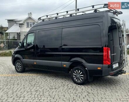 Черный Мерседес Sprinter, объемом двигателя 1.9 л и пробегом 92 тыс. км за 37700 $, фото 4 на Automoto.ua