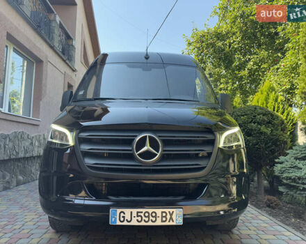 Черный Мерседес Sprinter, объемом двигателя 2 л и пробегом 210 тыс. км за 35900 $, фото 4 на Automoto.ua