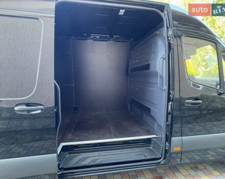 Черный Мерседес Sprinter, объемом двигателя 2 л и пробегом 210 тыс. км за 35900 $, фото 27 на Automoto.ua