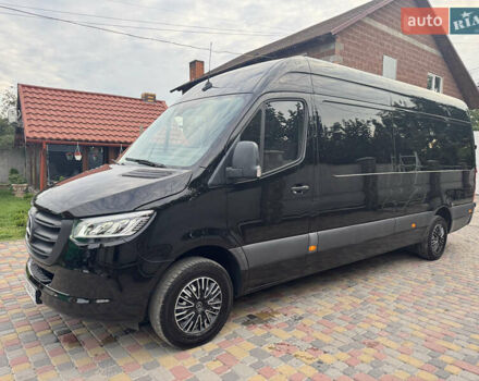 Черный Мерседес Sprinter, объемом двигателя 0 л и пробегом 270 тыс. км за 34900 $, фото 45 на Automoto.ua
