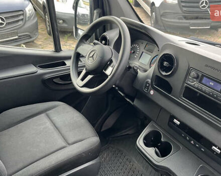Чорний Мерседес Sprinter, об'ємом двигуна 0 л та пробігом 39 тис. км за 23900 $, фото 5 на Automoto.ua