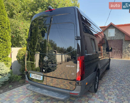 Черный Мерседес Sprinter, объемом двигателя 2 л и пробегом 210 тыс. км за 35900 $, фото 39 на Automoto.ua