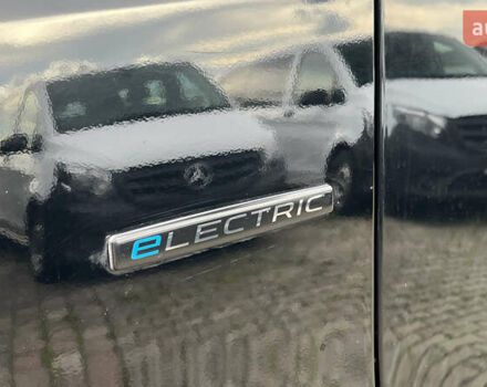 Чорний Мерседес Sprinter, об'ємом двигуна 0 л та пробігом 39 тис. км за 23900 $, фото 3 на Automoto.ua