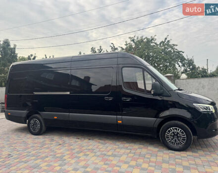 Черный Мерседес Sprinter, объемом двигателя 0 л и пробегом 270 тыс. км за 34900 $, фото 26 на Automoto.ua