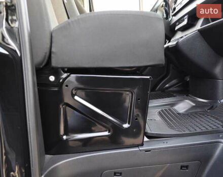 Чорний Мерседес Sprinter, об'ємом двигуна 2 л та пробігом 281 тис. км за 35000 $, фото 41 на Automoto.ua