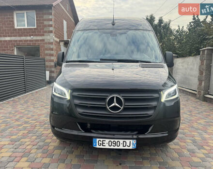 Черный Мерседес Sprinter, объемом двигателя 0 л и пробегом 270 тыс. км за 34900 $, фото 36 на Automoto.ua