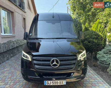 Черный Мерседес Sprinter, объемом двигателя 2 л и пробегом 210 тыс. км за 35900 $, фото 3 на Automoto.ua