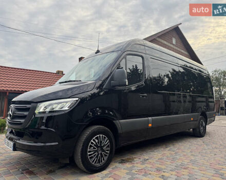 Черный Мерседес Sprinter, объемом двигателя 0 л и пробегом 270 тыс. км за 34900 $, фото 44 на Automoto.ua