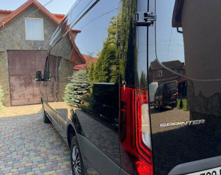 Черный Мерседес Sprinter, объемом двигателя 2 л и пробегом 210 тыс. км за 35900 $, фото 10 на Automoto.ua