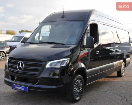 Чорний Мерседес Sprinter, об'ємом двигуна 2 л та пробігом 281 тис. км за 35000 $, фото 1 на Automoto.ua