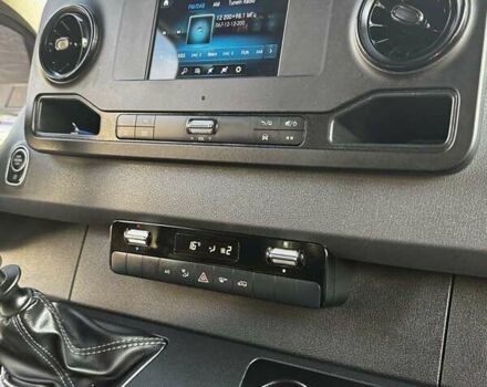 Черный Мерседес Sprinter, объемом двигателя 1.95 л и пробегом 240 тыс. км за 34000 $, фото 18 на Automoto.ua