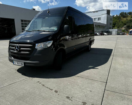 Черный Мерседес Sprinter, объемом двигателя 1.95 л и пробегом 16 тыс. км за 35000 $, фото 2 на Automoto.ua