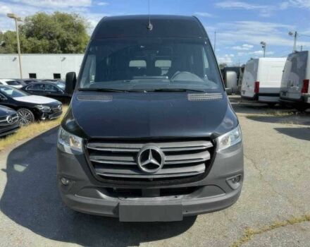 Черный Мерседес Sprinter, объемом двигателя 2 л и пробегом 15 тыс. км за 20000 $, фото 1 на Automoto.ua