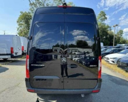 Черный Мерседес Sprinter, объемом двигателя 2 л и пробегом 15 тыс. км за 20000 $, фото 5 на Automoto.ua