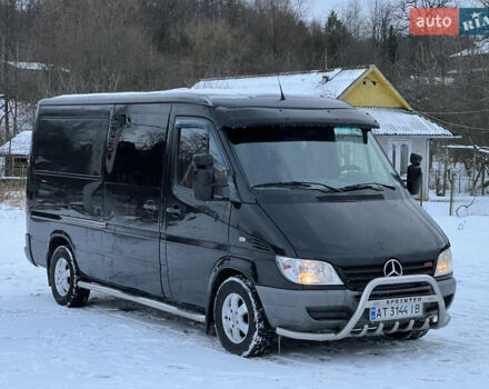 Черный Мерседес Sprinter, объемом двигателя 2.7 л и пробегом 453 тыс. км за 8700 $, фото 6 на Automoto.ua