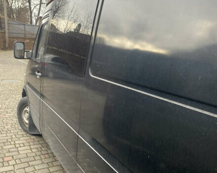 Черный Мерседес Sprinter, объемом двигателя 2.7 л и пробегом 770 тыс. км за 8300 $, фото 5 на Automoto.ua