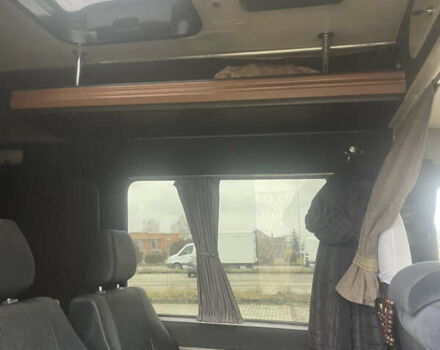 Черный Мерседес Sprinter, объемом двигателя 2.7 л и пробегом 725 тыс. км за 9000 $, фото 11 на Automoto.ua