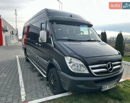 Черный Мерседес Sprinter, объемом двигателя 2.99 л и пробегом 675 тыс. км за 16800 $, фото 18 на Automoto.ua