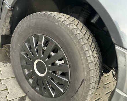 Черный Мерседес Sprinter, объемом двигателя 2.99 л и пробегом 675 тыс. км за 16800 $, фото 8 на Automoto.ua