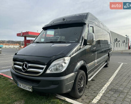 Черный Мерседес Sprinter, объемом двигателя 2.99 л и пробегом 675 тыс. км за 16800 $, фото 19 на Automoto.ua
