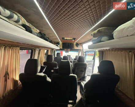 Черный Мерседес Sprinter, объемом двигателя 2.99 л и пробегом 675 тыс. км за 16800 $, фото 15 на Automoto.ua