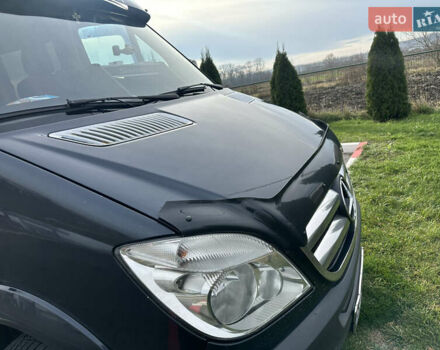 Черный Мерседес Sprinter, объемом двигателя 2.99 л и пробегом 675 тыс. км за 16800 $, фото 17 на Automoto.ua