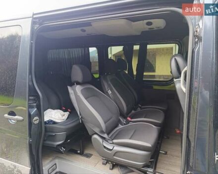Черный Мерседес Sprinter, объемом двигателя 2.2 л и пробегом 560 тыс. км за 11999 $, фото 4 на Automoto.ua