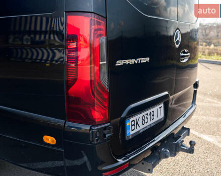 Черный Мерседес Sprinter, объемом двигателя 2.14 л и пробегом 432 тыс. км за 57800 $, фото 21 на Automoto.ua