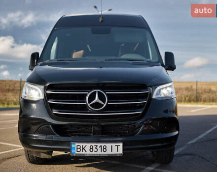 Черный Мерседес Sprinter, объемом двигателя 2.14 л и пробегом 432 тыс. км за 57800 $, фото 4 на Automoto.ua