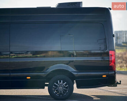 Черный Мерседес Sprinter, объемом двигателя 2.14 л и пробегом 432 тыс. км за 57800 $, фото 18 на Automoto.ua