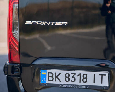 Черный Мерседес Sprinter, объемом двигателя 2.14 л и пробегом 432 тыс. км за 57800 $, фото 22 на Automoto.ua