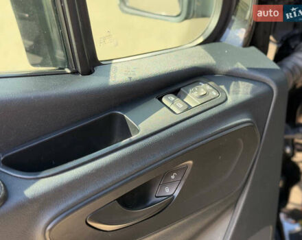 Чорний Мерседес Sprinter, об'ємом двигуна 2.99 л та пробігом 184 тис. км за 51000 $, фото 19 на Automoto.ua