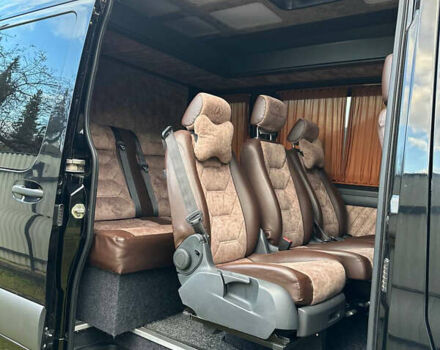 Черный Мерседес Sprinter, объемом двигателя 2.14 л и пробегом 521 тыс. км за 34889 $, фото 2 на Automoto.ua