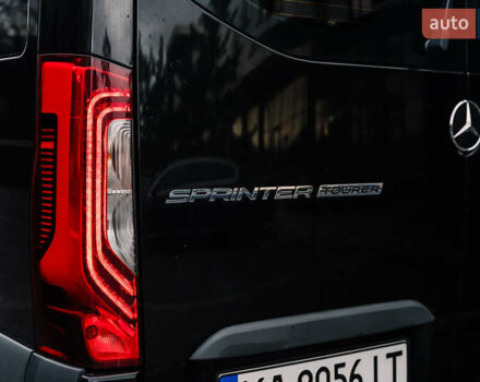 Чорний Мерседес Sprinter, об'ємом двигуна 1.95 л та пробігом 358 тис. км за 50000 $, фото 17 на Automoto.ua