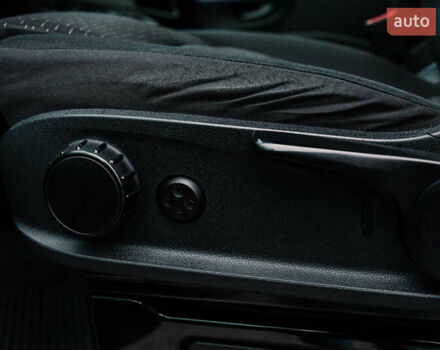 Чорний Мерседес Sprinter, об'ємом двигуна 1.95 л та пробігом 358 тис. км за 55000 $, фото 70 на Automoto.ua